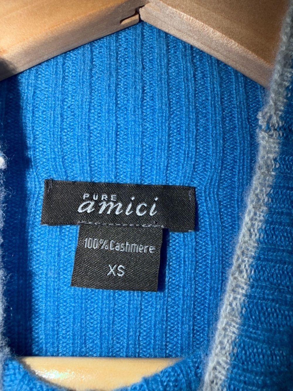 Pure Amici 100% cashmere  Bright Blue Ribbed Turtleneck with Light Gray Cuffs XS - Picture 5 of 7